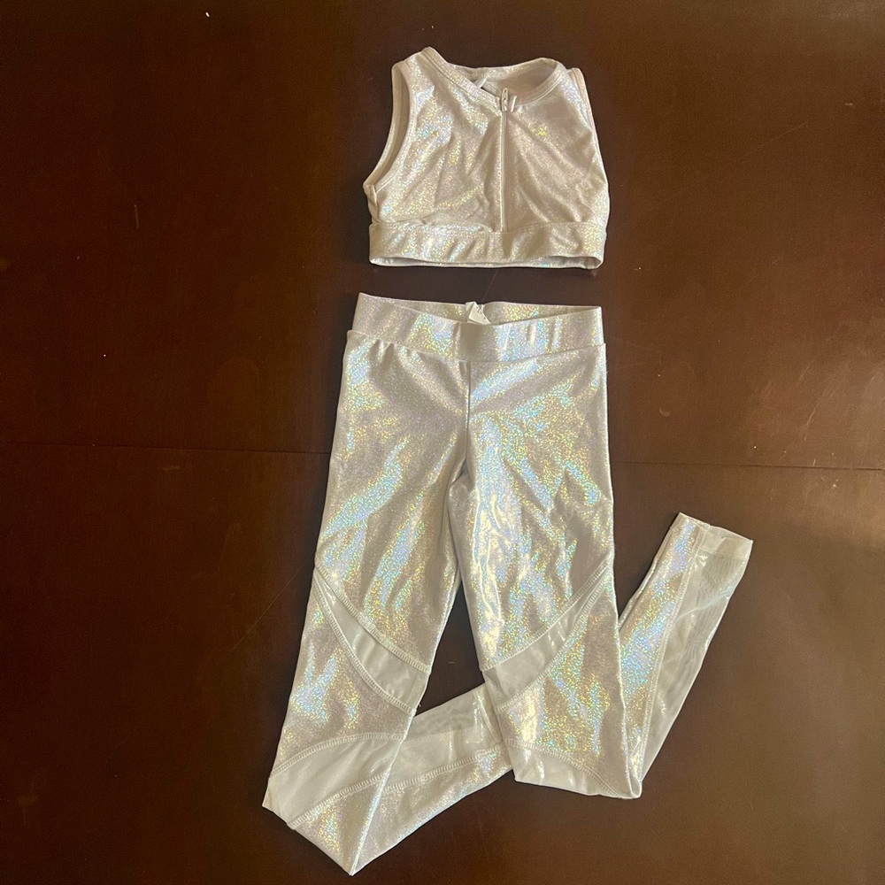 Ingenue silver leggings and bra top